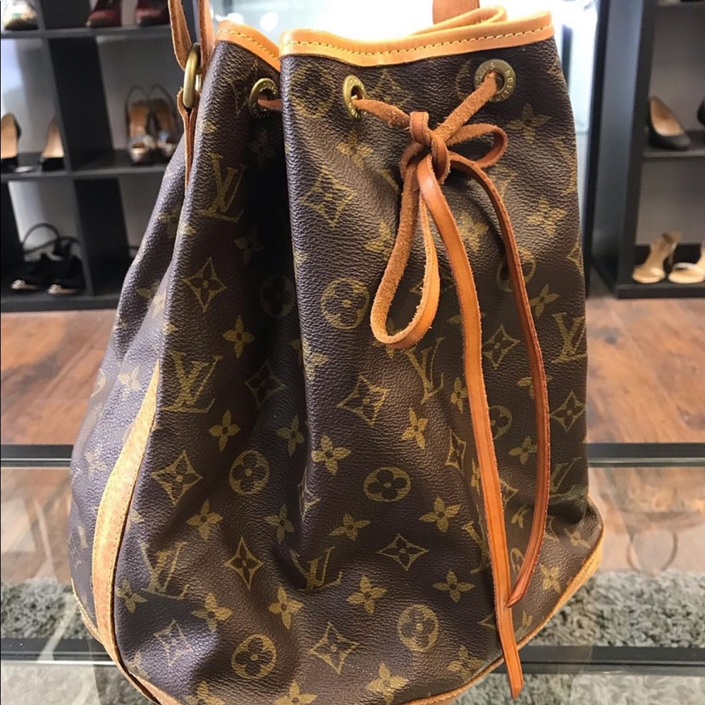 Louis Vuitton noe bag